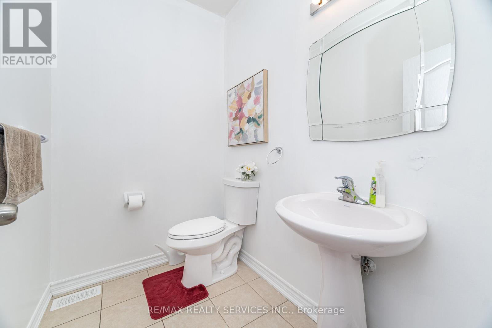 51 Larson Peak Road, Caledon, Ontario  L7C 3P3 - Photo 19 - W12487395