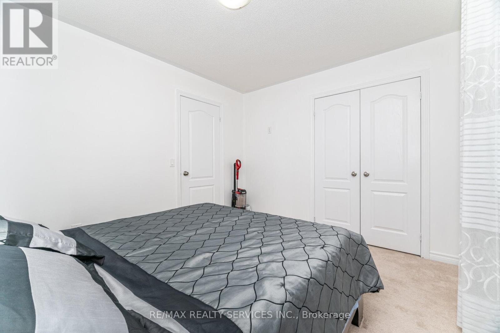 51 Larson Peak Road, Caledon, Ontario  L7C 3P3 - Photo 35 - W12487395