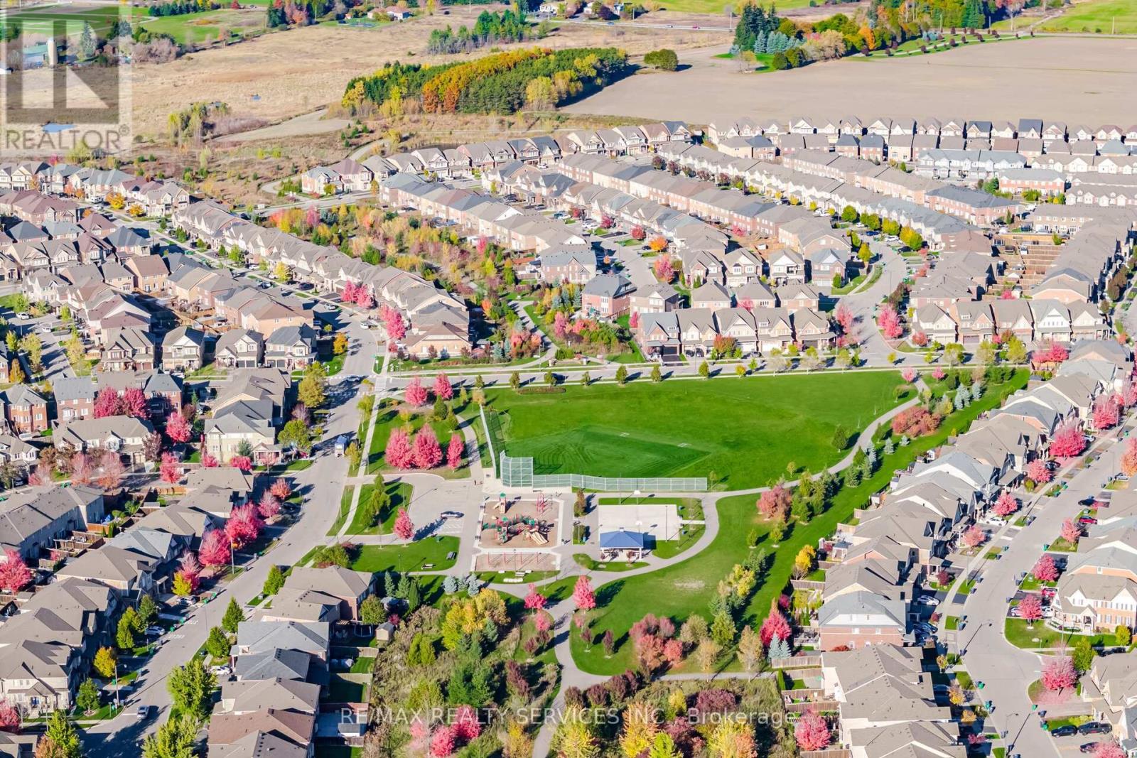 51 Larson Peak Road, Caledon, Ontario  L7C 3P3 - Photo 49 - W12487395