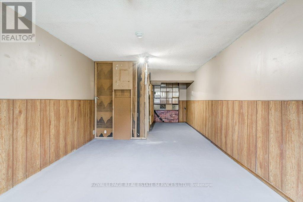 1232 Napier Crescent, Oakville, Ontario  L6H 2A4 - Photo 34 - W12487421