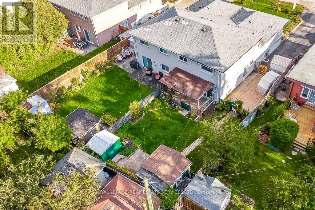 1232 Napier Crescent, Oakville, Ontario  L6H 2A4 - Photo 47 - W12487421