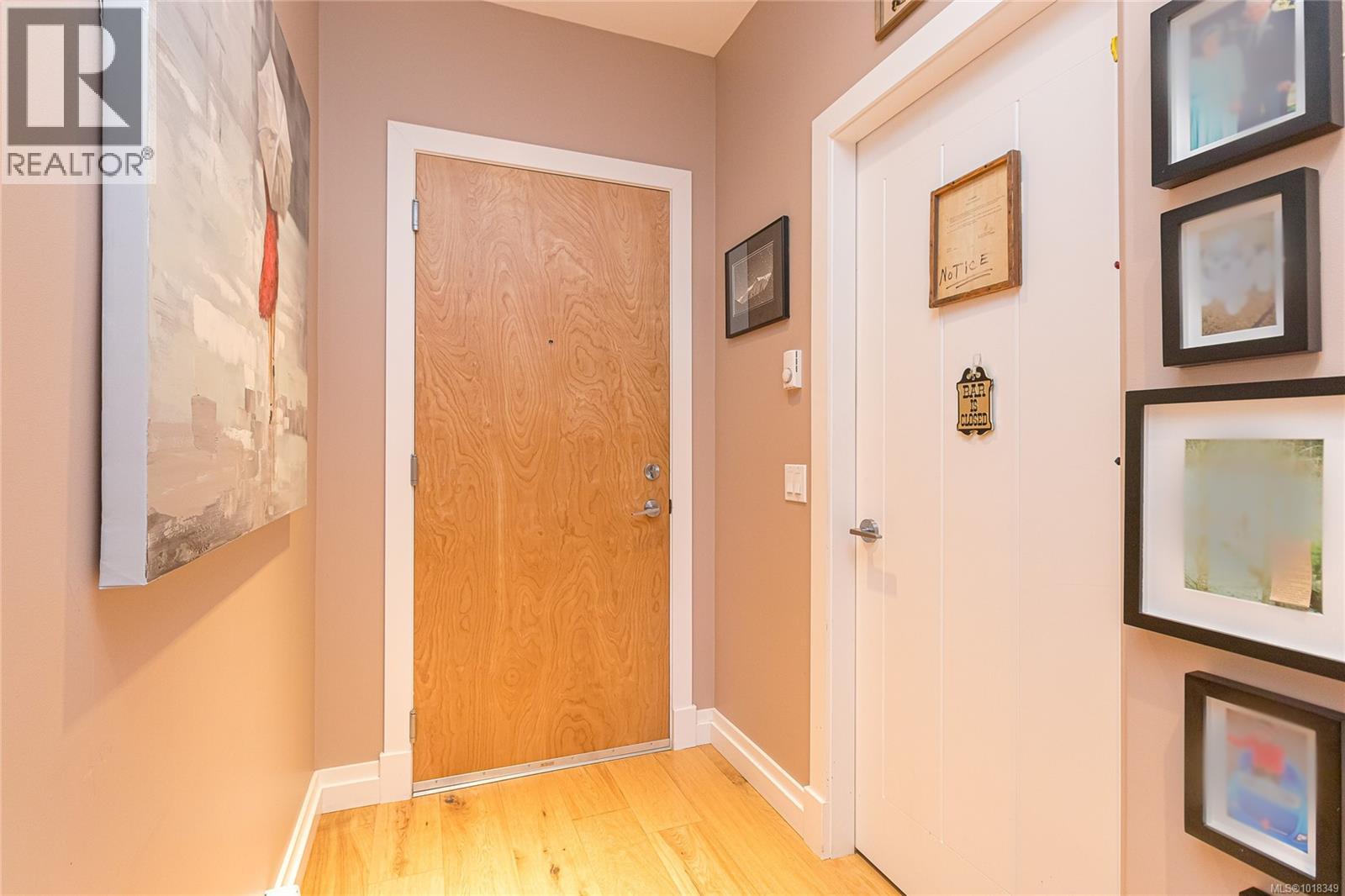 204 2415 Amherst Ave, Sidney, British Columbia  V8L 2H1 - Photo 6 - 1018349