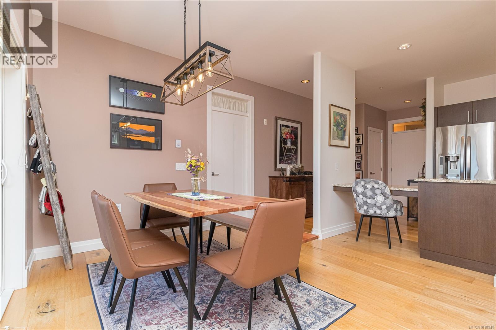 204 2415 Amherst Ave, Sidney, British Columbia  V8L 2H1 - Photo 11 - 1018349