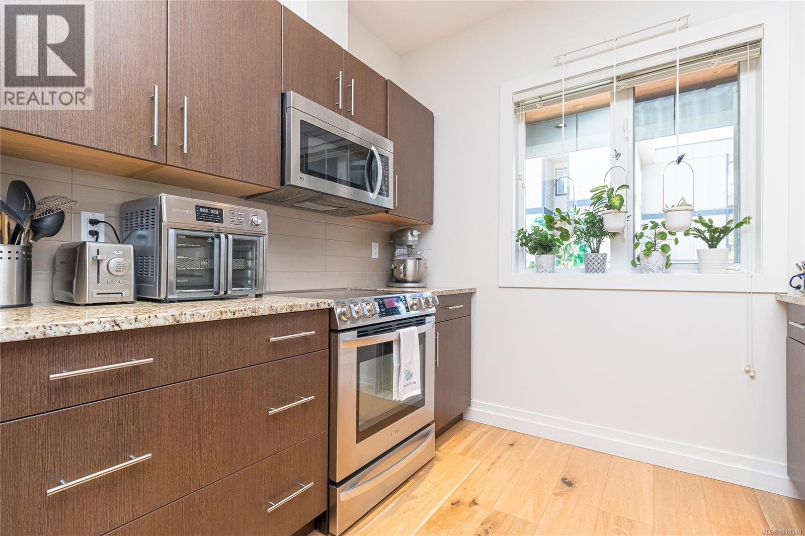 204 2415 Amherst Ave, Sidney, British Columbia  V8L 2H1 - Photo 15 - 1018349