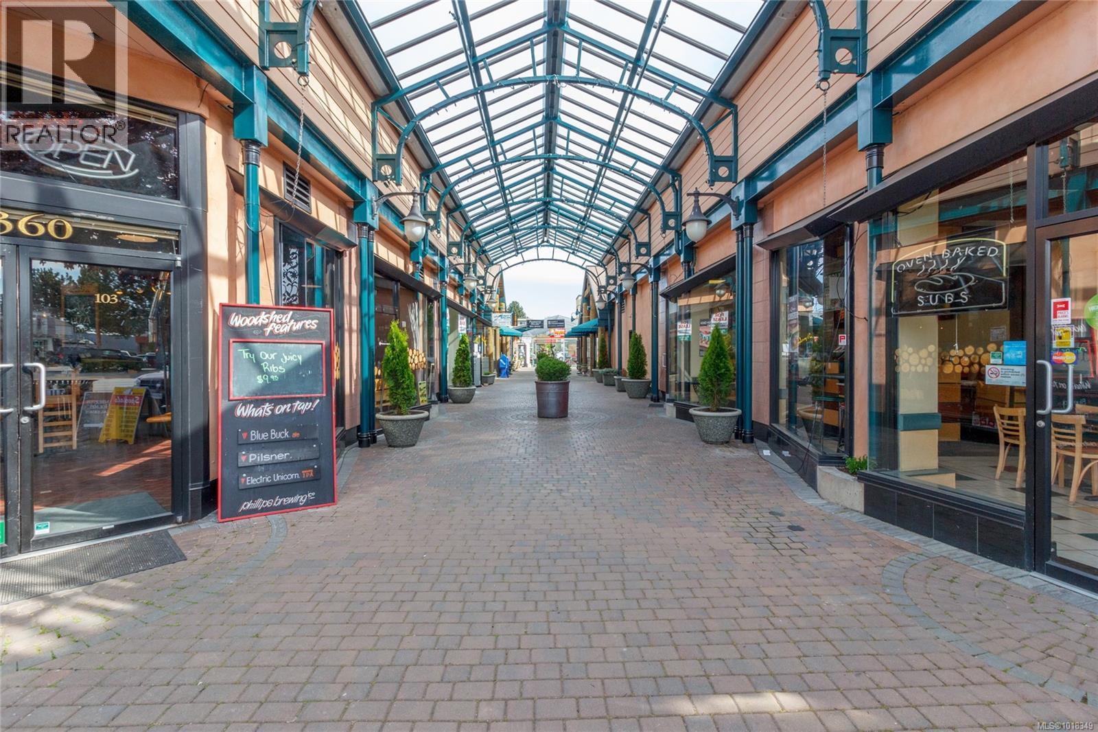 204 2415 Amherst Ave, Sidney, British Columbia  V8L 2H1 - Photo 43 - 1018349