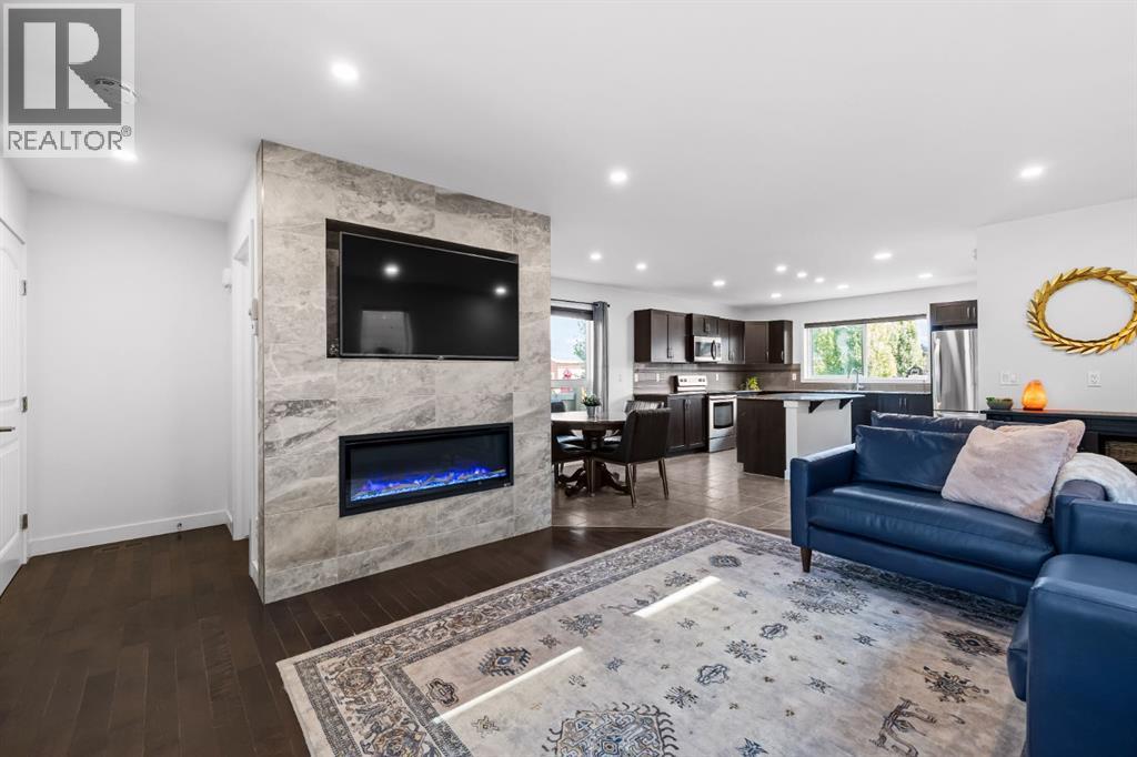 107 Drake Landing Loop, Okotoks, Alberta  T1S 0H4 - Photo 4 - A2261011