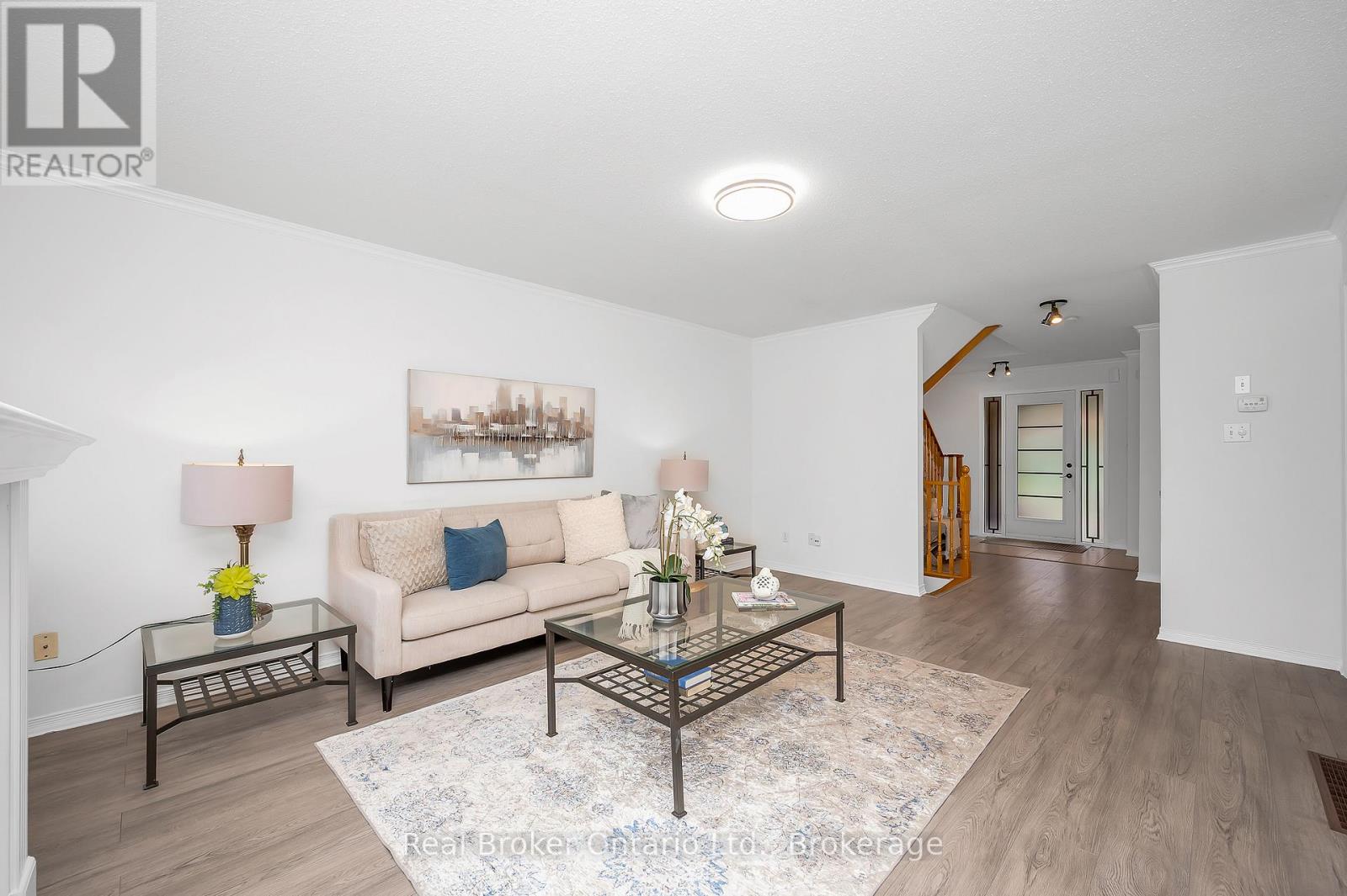 248 Hawkview Boulevard, Vaughan, Ontario  L4H 2G6 - Photo 7 - N12474331