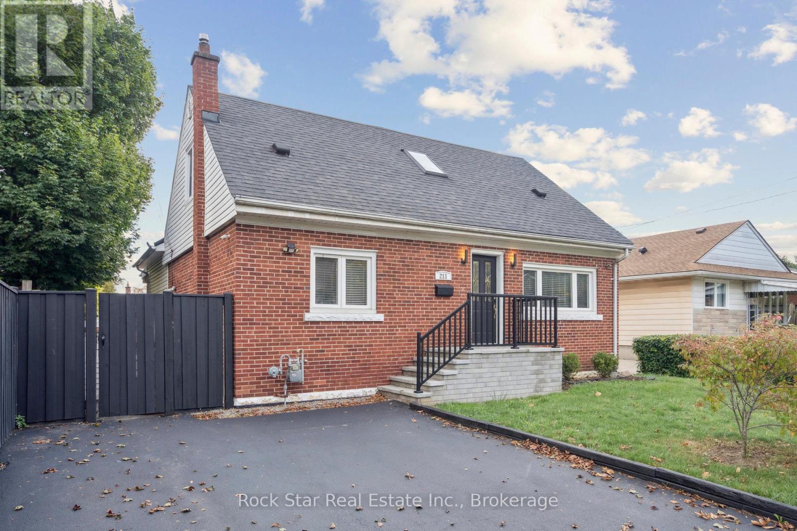 211 Rosedale Avenue, Hamilton, Ontario  L8K 4N6 - Photo 36 - X12461052