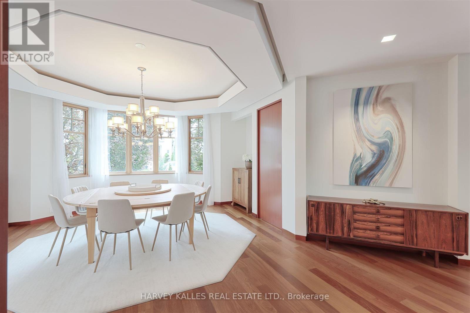 89 Kingsway Crescent, Toronto, Ontario  M8X 2R8 - Photo 9 - W12433346