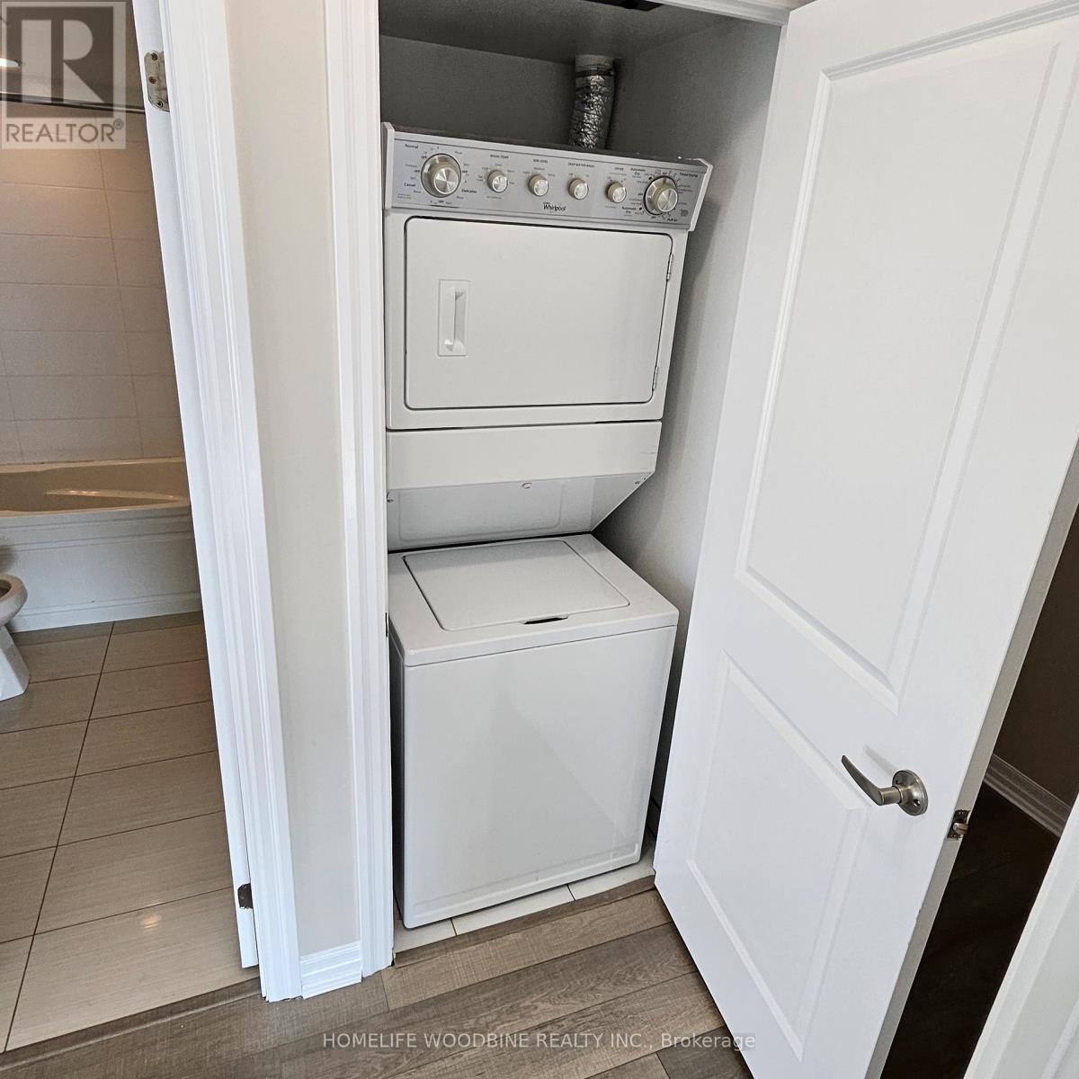 918 - 80 Esther Lorrie Drive, Toronto, Ontario  M9W 0C6 - Photo 15 - W12467812