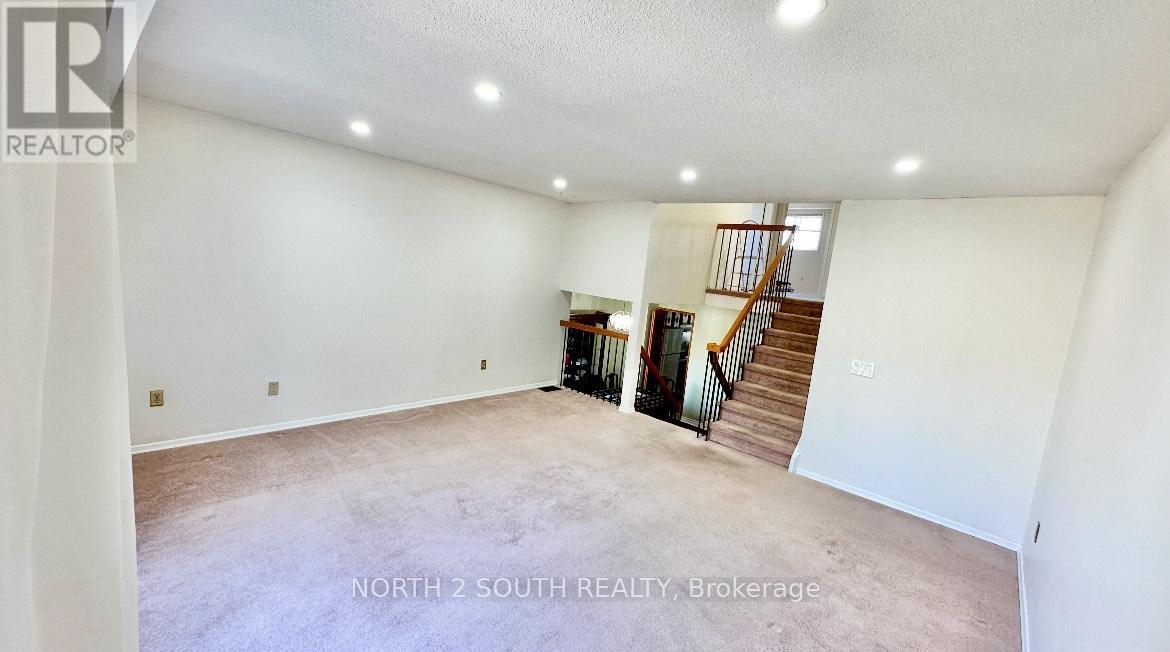 28 Lindridge Avenue, Brampton, Ontario  L6S 3X1 - Photo 8 - W12481410