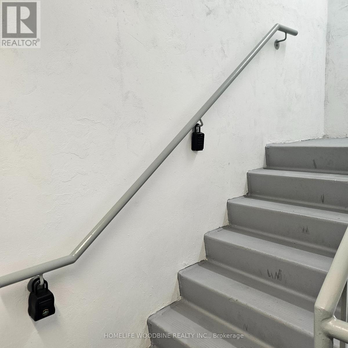 918 - 80 Esther Lorrie Drive, Toronto, Ontario  M9W 0C6 - Photo 20 - W12467812