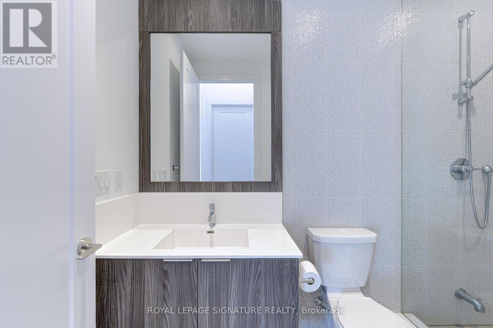 222 - 25 Adra Grade Way, Toronto, Ontario  M2J 0H6 - Photo 3 - C12478932