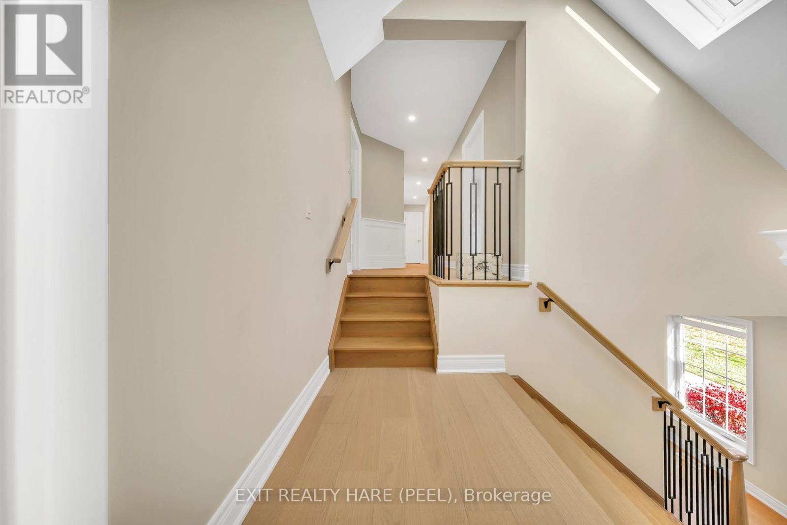 990 Haist Street, Pelham, Ontario  L0S 1E4 - Photo 23 - X12487398