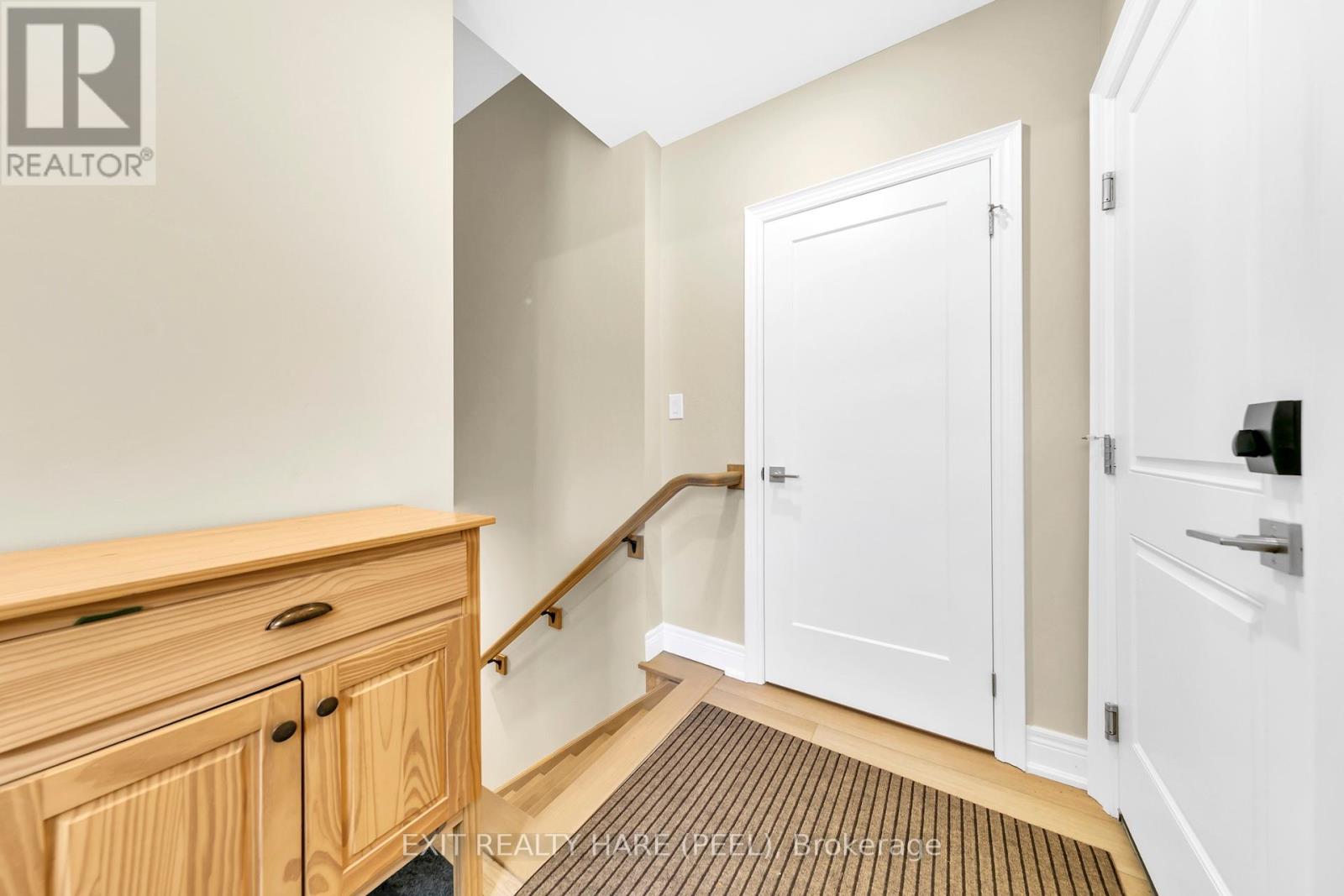 990 Haist Street, Pelham, Ontario  L0S 1E4 - Photo 39 - X12487398