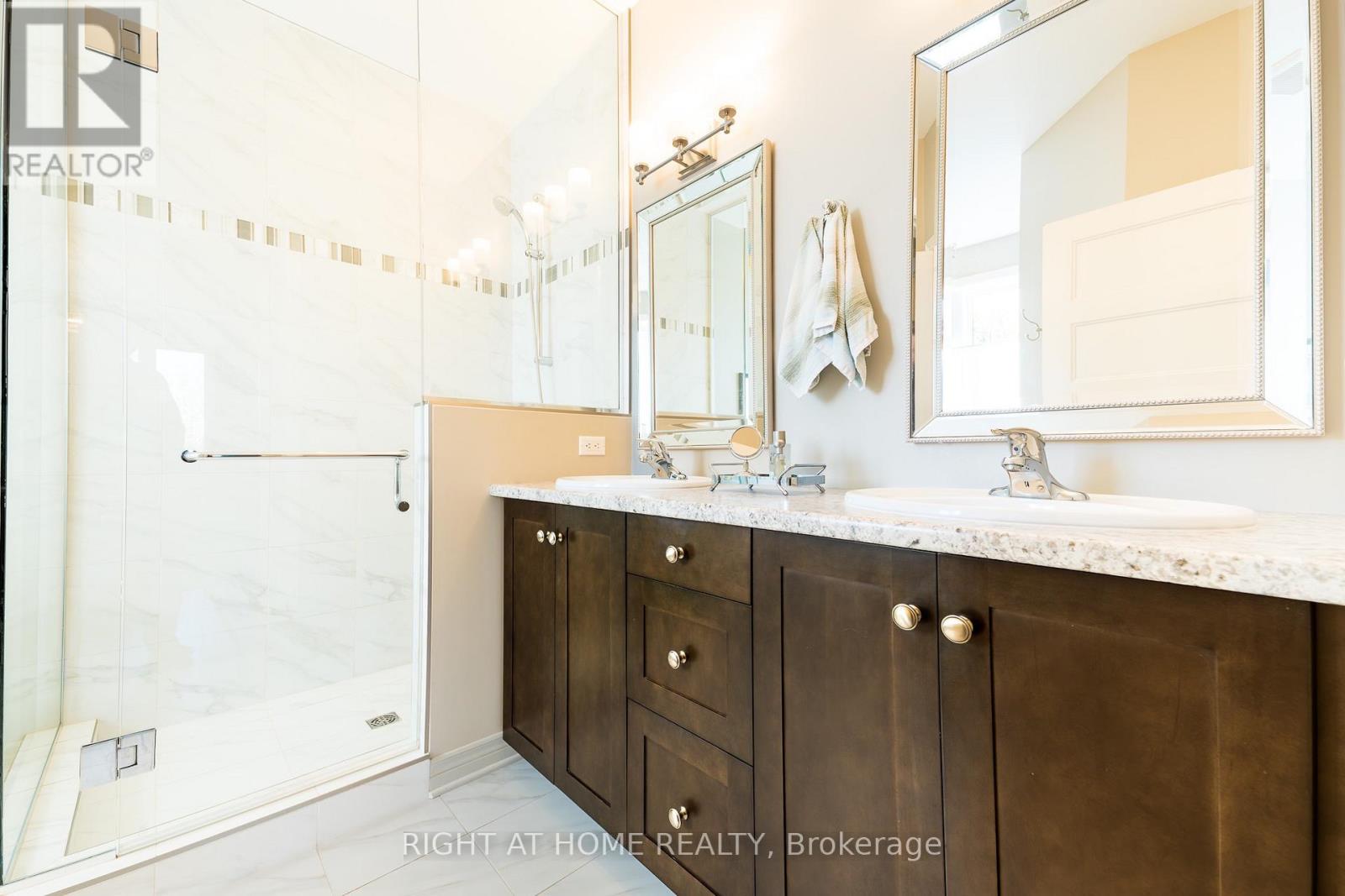 106 Coyle Court, Welland, Ontario  L3C 0E2 - Photo 16 - X12487429