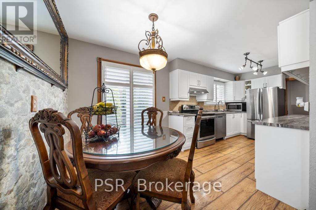 117 Sunrise Drive, Hamilton (Greenford), Ontario  L8K 4C5 - Photo 11 - X12487442