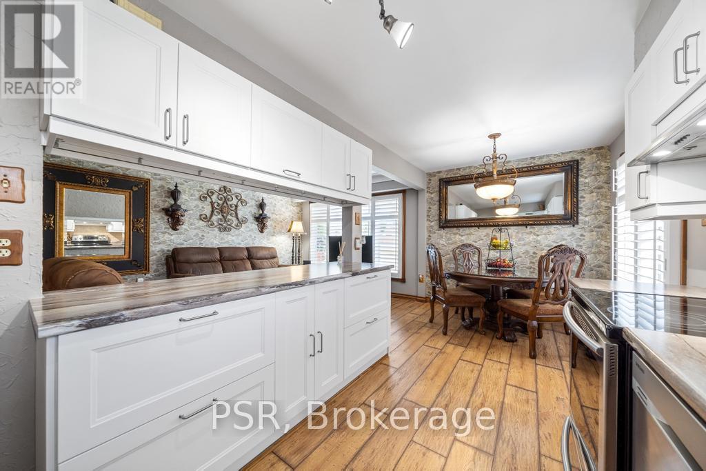 117 Sunrise Drive, Hamilton (Greenford), Ontario  L8K 4C5 - Photo 14 - X12487442