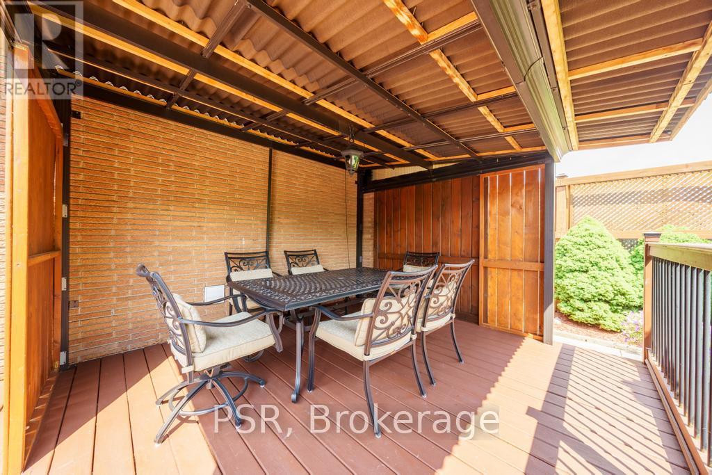 117 Sunrise Drive, Hamilton (Greenford), Ontario  L8K 4C5 - Photo 38 - X12487442