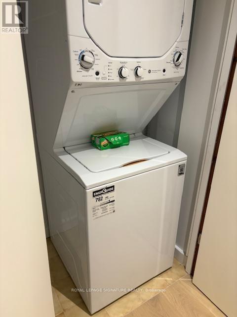 7321 Fern Avenue, Niagara Falls, Ontario  L2G 5H3 - Photo 12 - X12487453