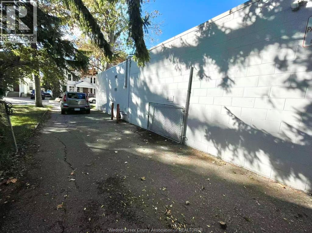 630 Church Street, Windsor, Ontario  N9A 4T4 - Photo 6 - 25027449