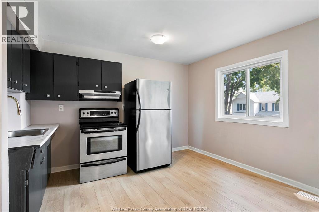 247 Langlois, Windsor, Ontario  N9A 2E7 - Photo 16 - 25027417