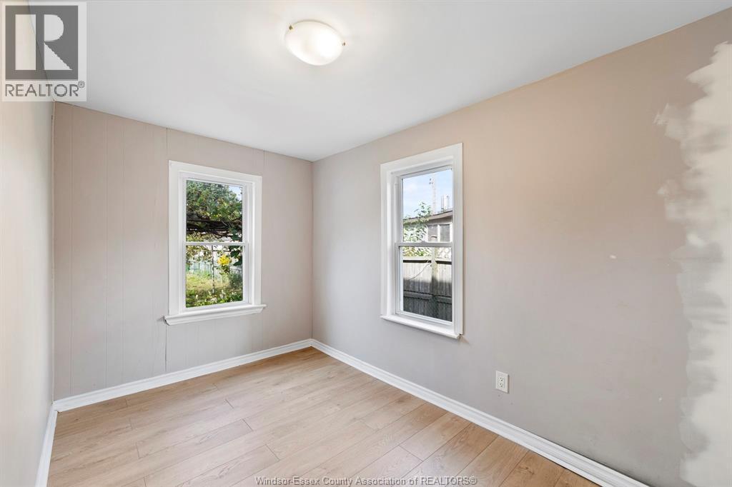 247 Langlois, Windsor, Ontario  N9A 2E7 - Photo 30 - 25027417