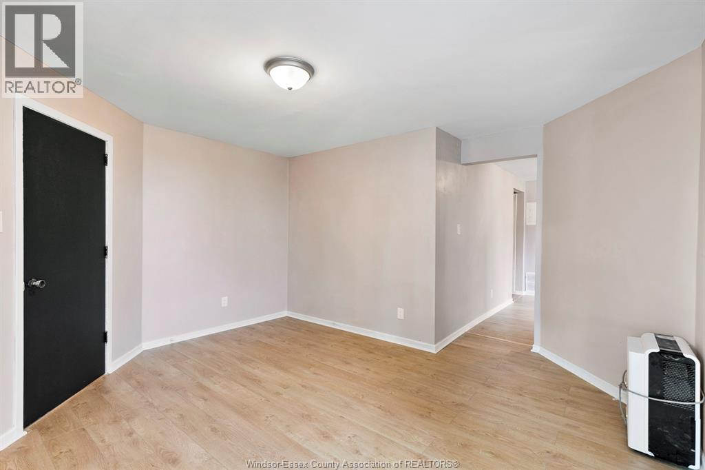 247 Langlois, Windsor, Ontario  N9A 2E7 - Photo 7 - 25027417