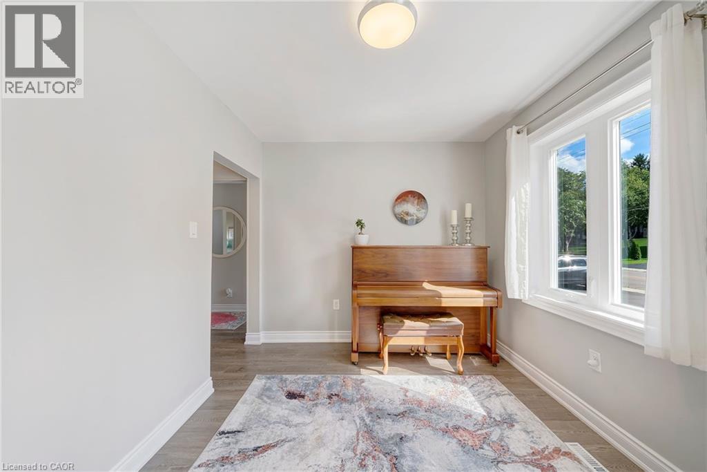 260 Sanatorium Road, Hamilton, Ontario  L9C 1Z9 - Photo 11 - 40784050