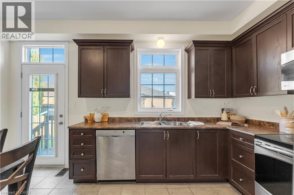 36 Connell Crescent, Hamilton, Ontario  L9C 0C8 - Photo 11 - 40784036