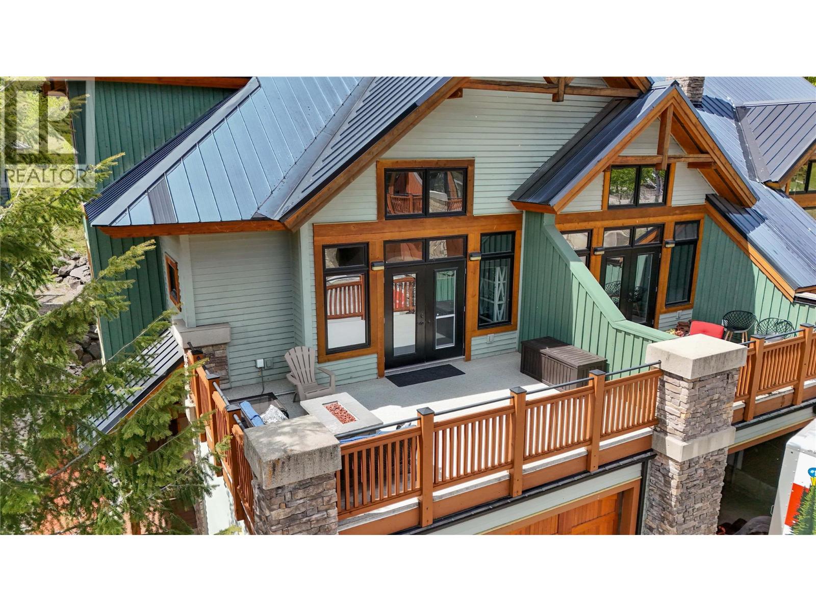 437 CANYON Trail Unit# A, Fernie, British Columbia