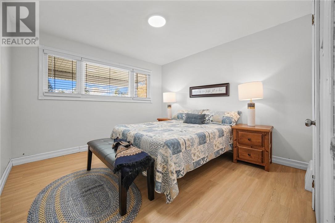 573 Phillip Street, Lively, Ontario  P3Y 1N1 - Photo 13 - 2125421