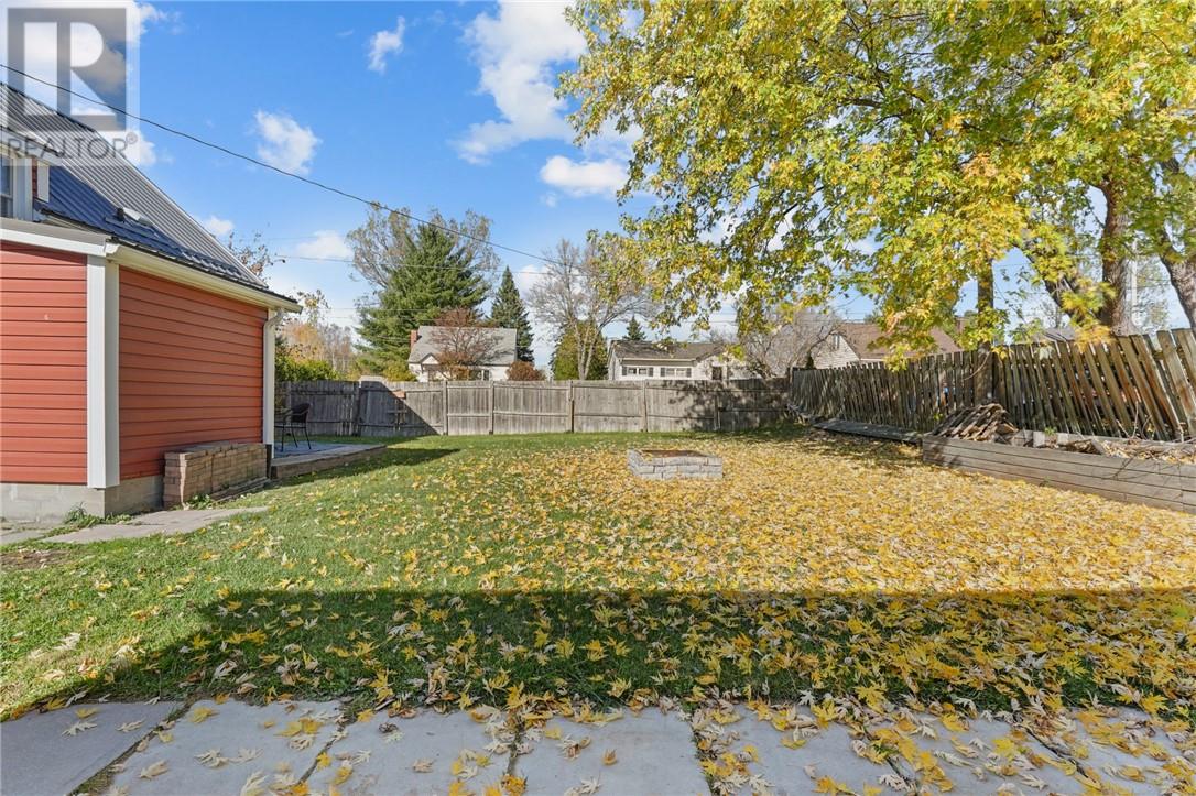 573 Phillip Street, Lively, Ontario  P3Y 1N1 - Photo 32 - 2125421