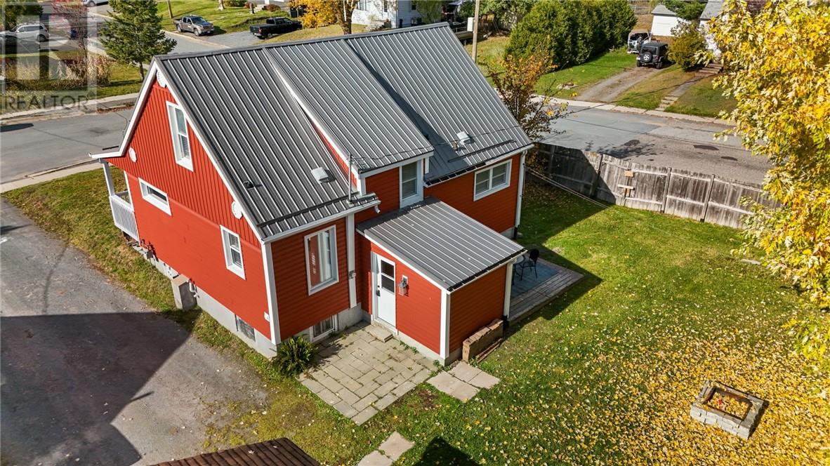 573 Phillip Street, Lively, Ontario  P3Y 1N1 - Photo 44 - 2125421