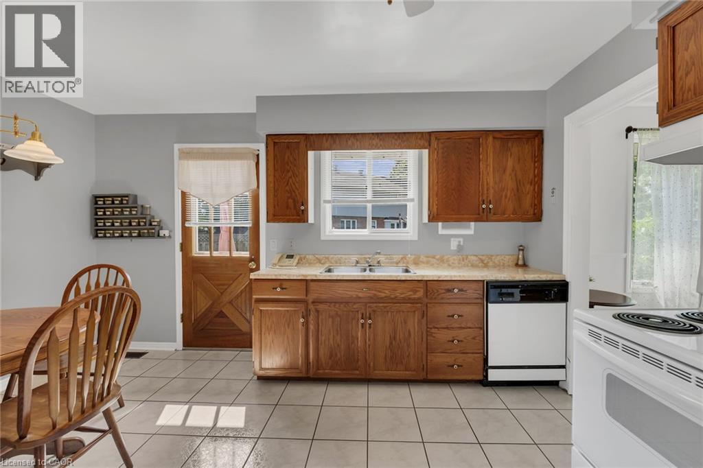 110 Ayr Street, Caledonia, Ontario  N3W 1E5 - Photo 8 - 40749795