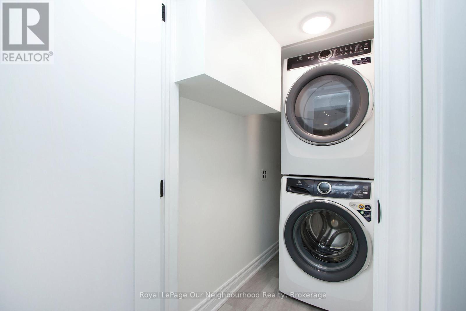 6 Westacott Crescent, Ajax (Northwest Ajax), Ontario  L1T 4H6 - Photo 14 - E12487629