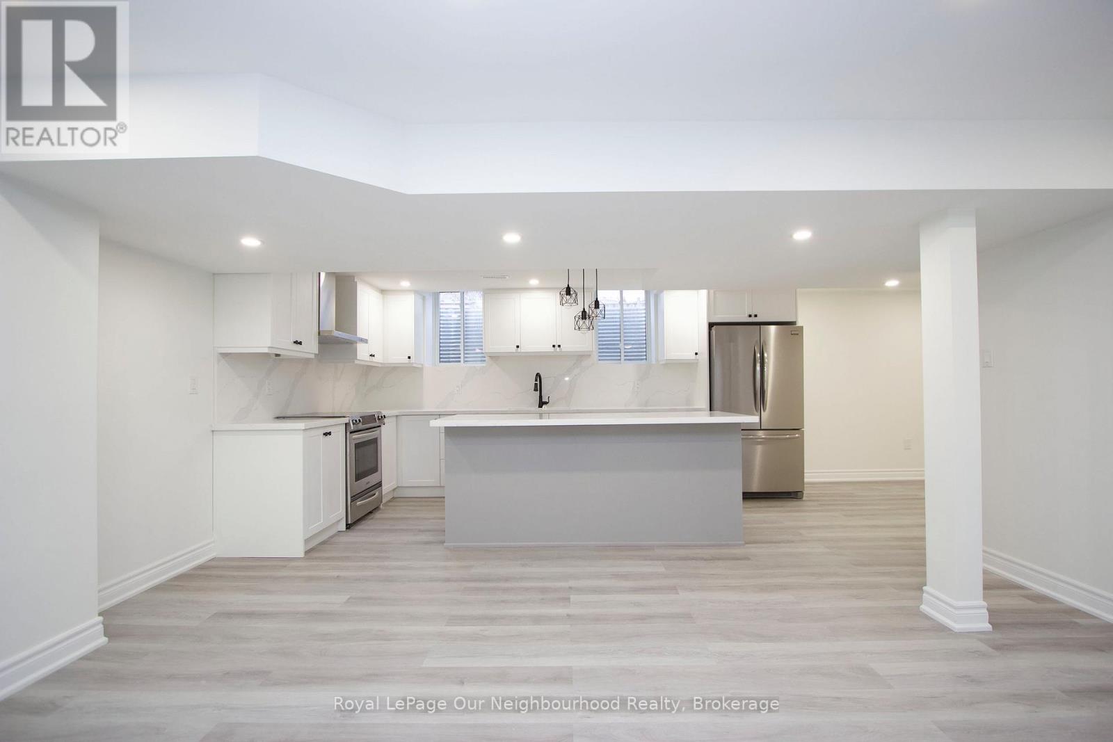 6 Westacott Crescent, Ajax (Northwest Ajax), Ontario  L1T 4H6 - Photo 6 - E12487629