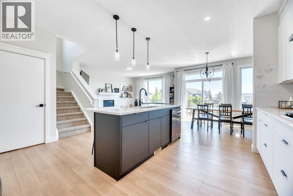 656 Reynolds Crescent Sw, Airdrie, Alberta  T4B 5G1 - Photo 4 - A2255855