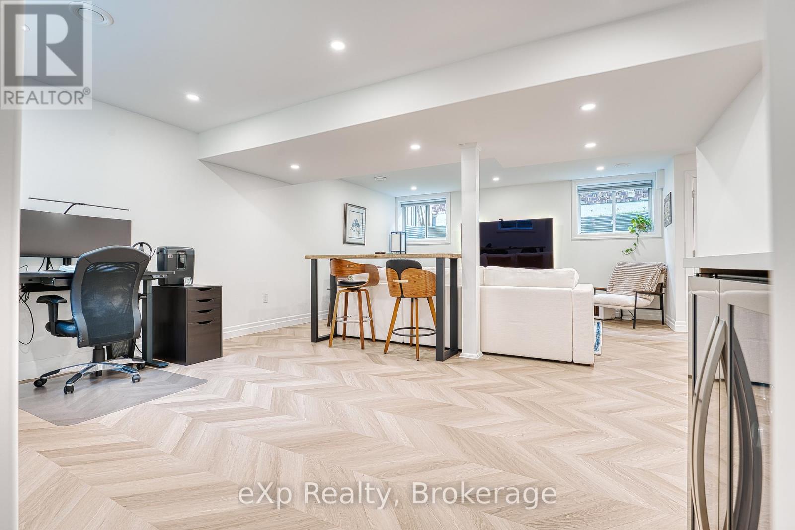 467 Devonshire Road, Saugeen Shores, Ontario  N0H 2C6 - Photo 17 - X12487630