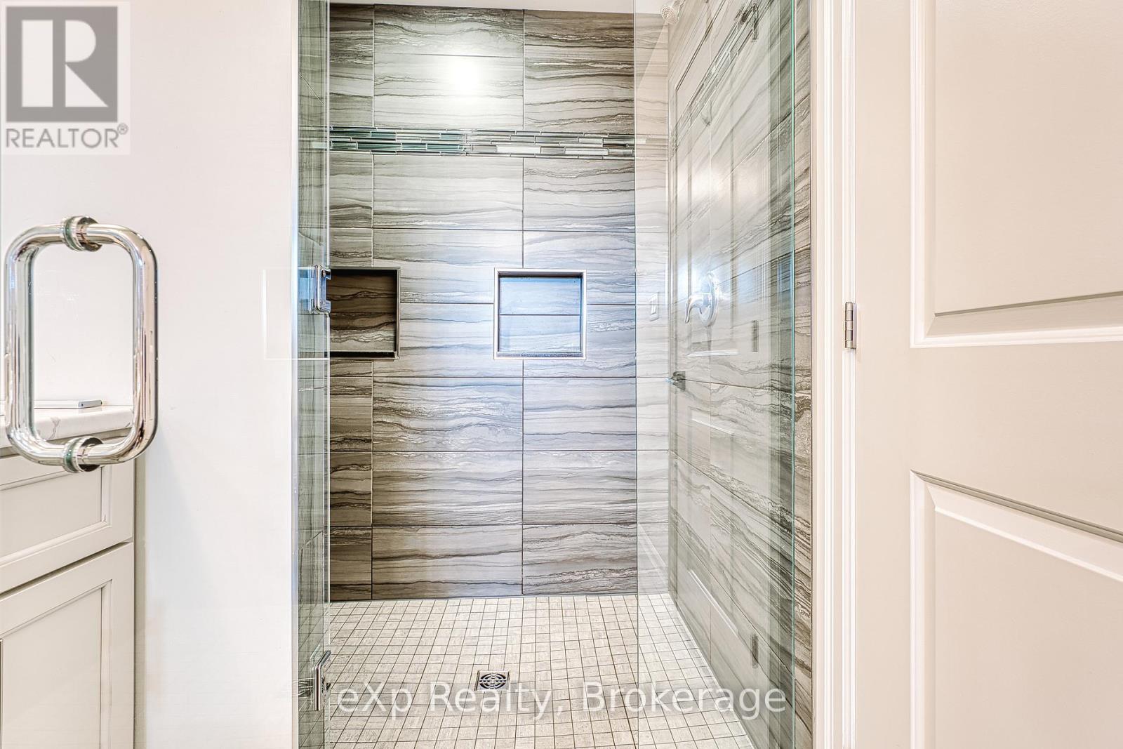 467 Devonshire Road, Saugeen Shores, Ontario  N0H 2C6 - Photo 23 - X12487630