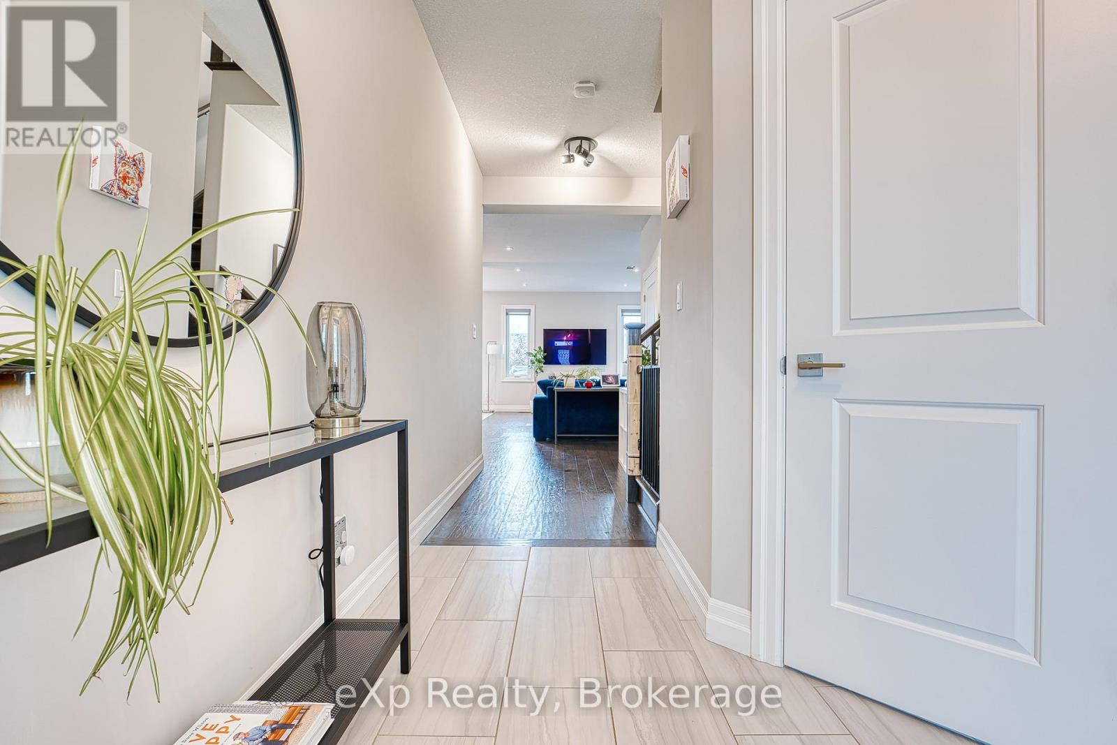 467 Devonshire Road, Saugeen Shores, Ontario  N0H 2C6 - Photo 5 - X12487630