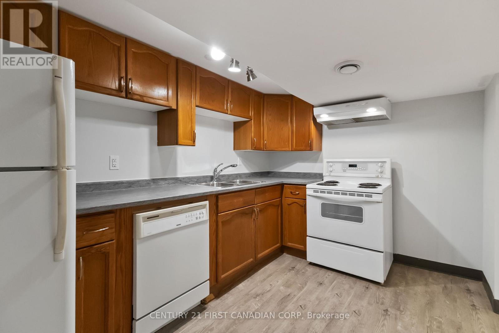 441 Belvedere Avenue, London South, Ontario  N6K 2R1 - Photo 35 - X12487610