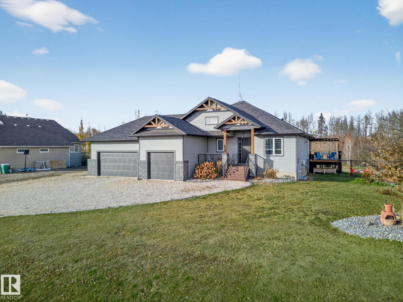 2035 Spring Lake Dr, Rural Parkland County, Alberta  T7Z 0G8 - Photo 2 - E4463872