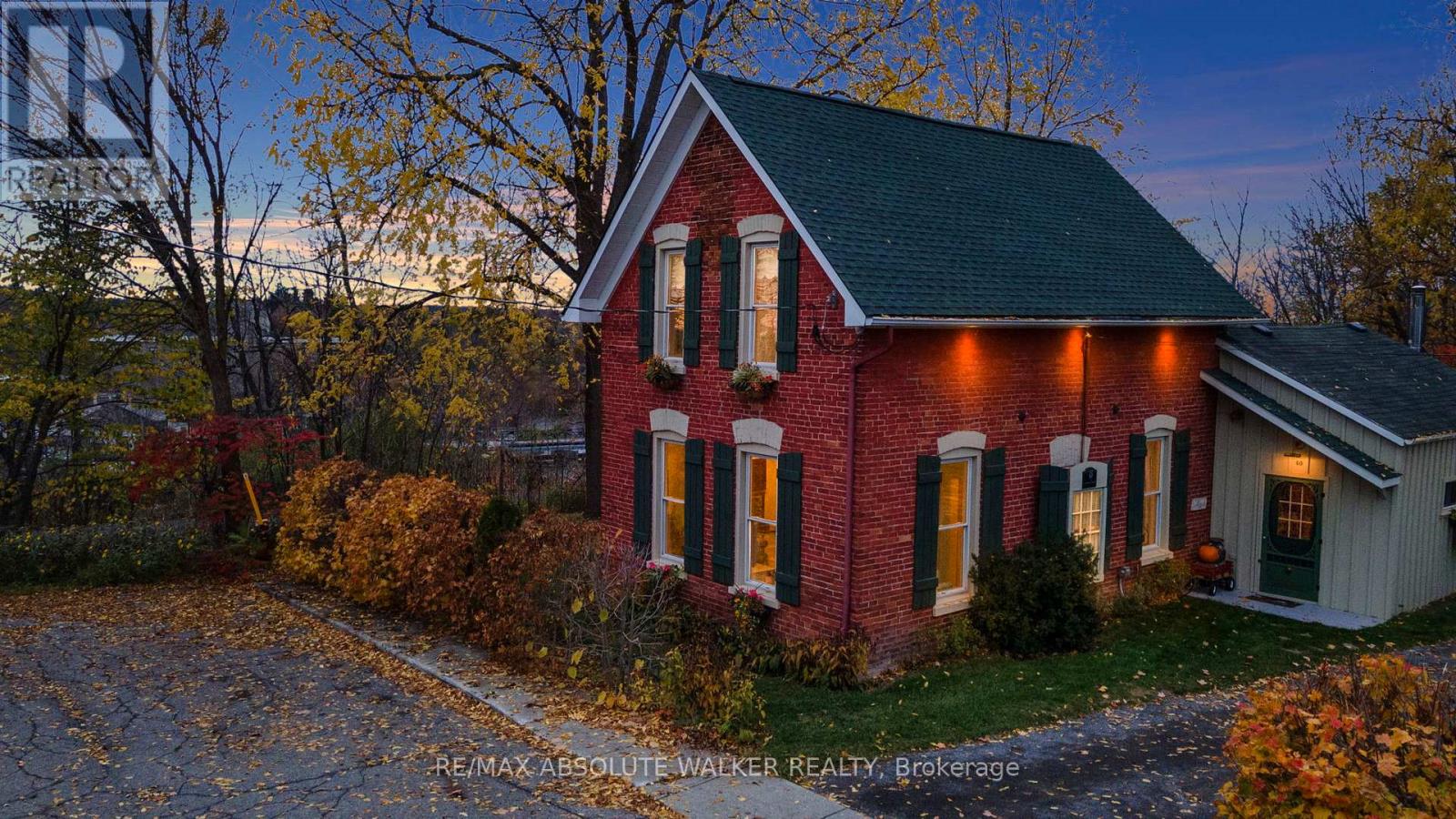 40 THOMAS STREET, Mississippi Mills, Ontario