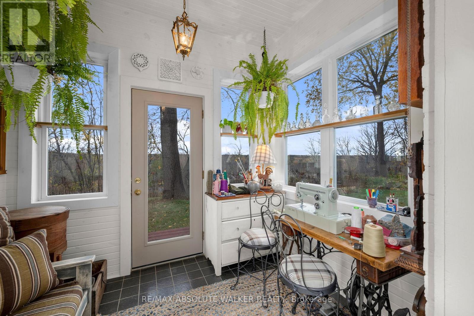 40 Thomas Street, Mississippi Mills, Ontario  K0A 1A0 - Photo 14 - X12487659