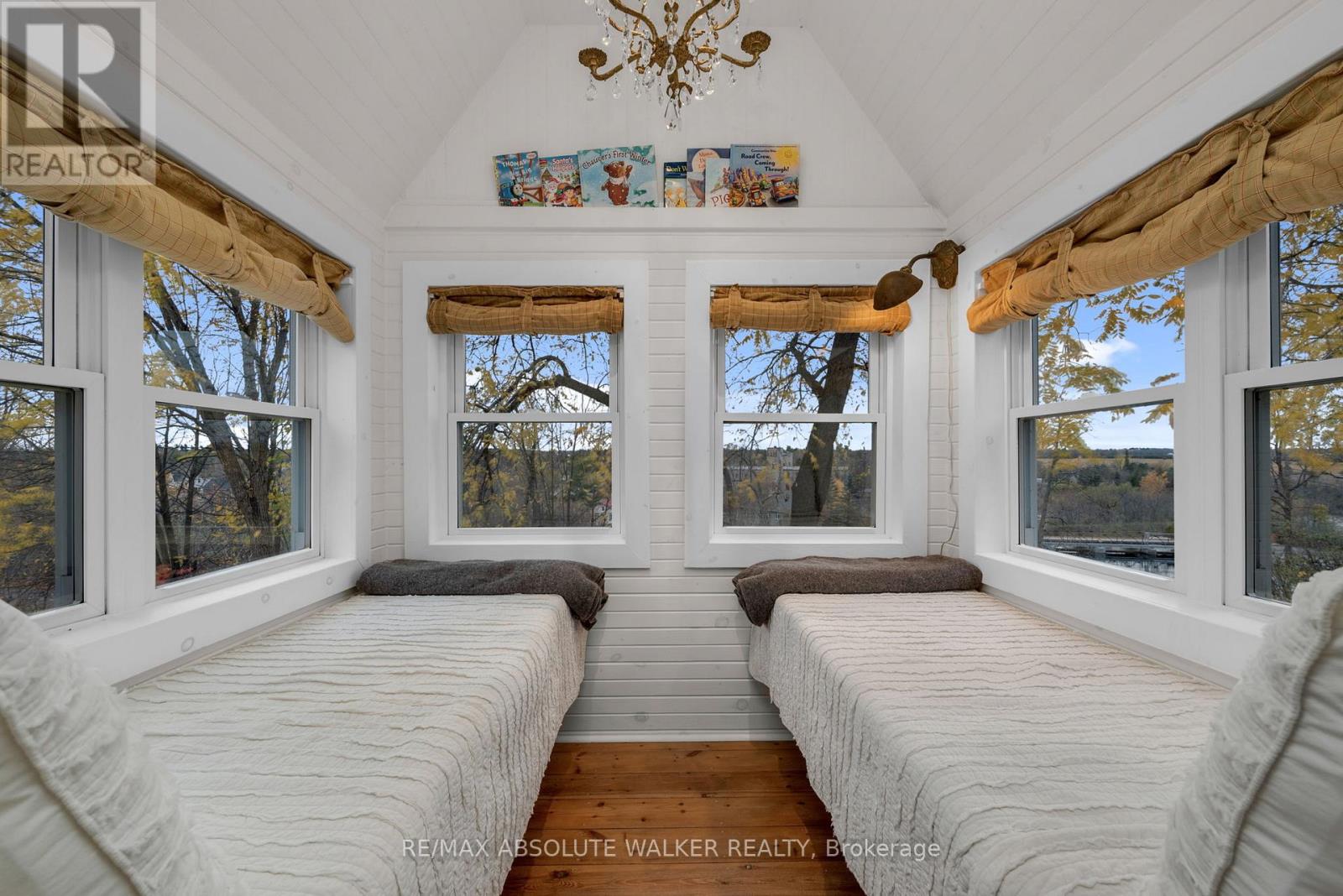 40 Thomas Street, Mississippi Mills, Ontario  K0A 1A0 - Photo 23 - X12487659