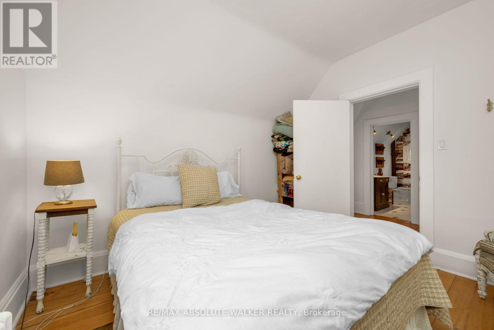 40 Thomas Street, Mississippi Mills, Ontario  K0A 1A0 - Photo 25 - X12487659