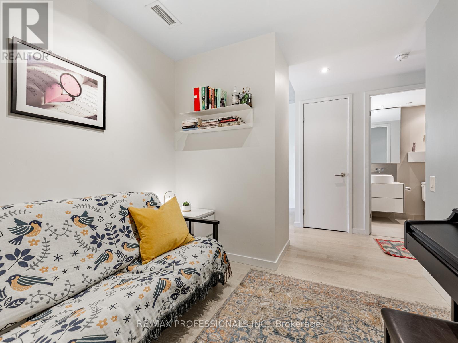 401 - 383 Sorauren Avenue, Toronto (Roncesvalles), Ontario  M6R 0A4 - Photo 22 - W12478783