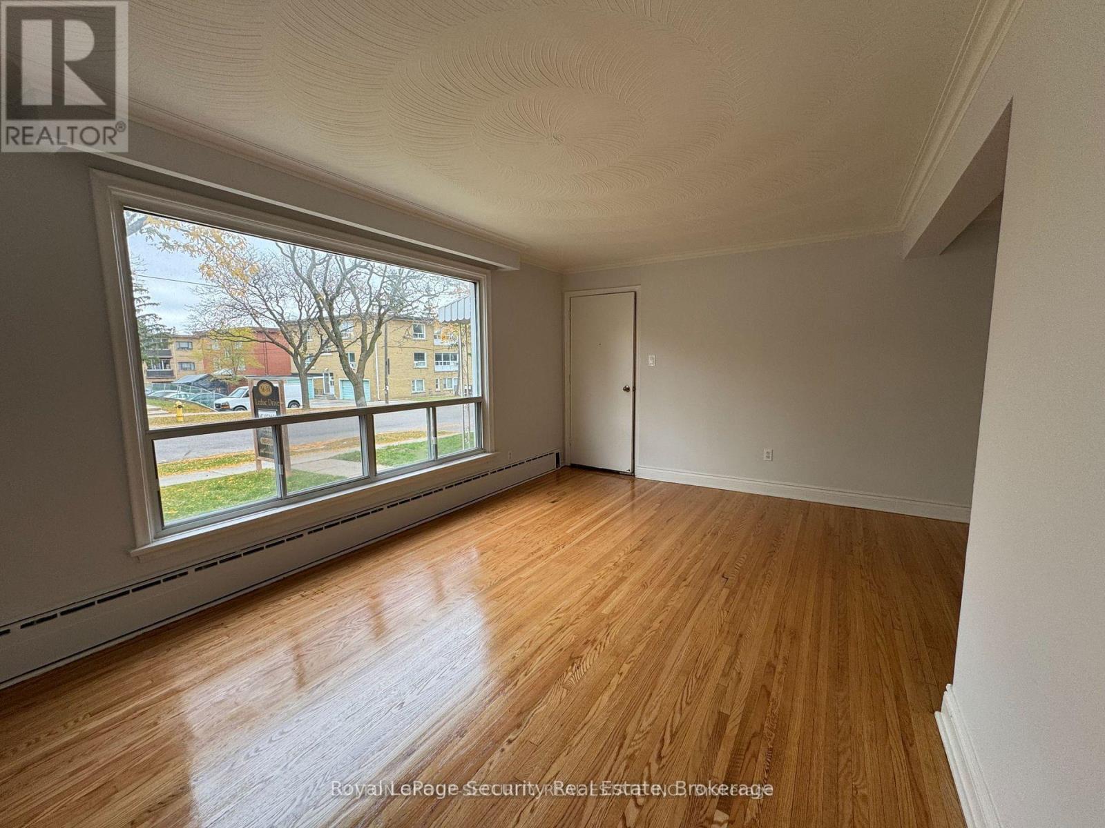 Main 1 - 56 Leduc Drive, Toronto (Rexdale-Kipling), Ontario  M9W 2A9 - Photo 11 - W12475766