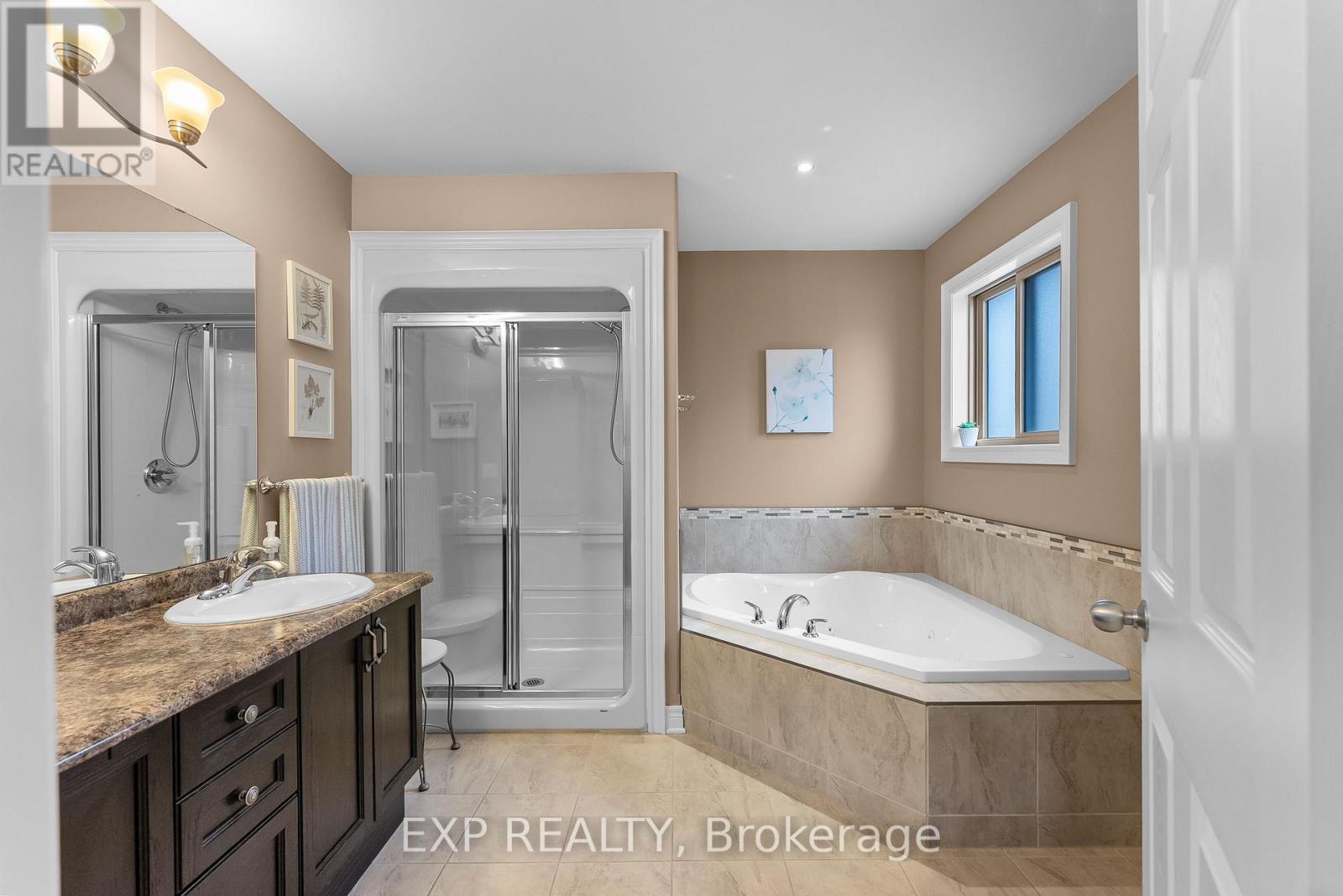 9148 Tapestry Court, Niagara Falls, Ontario  L2H 0E2 - Photo 20 - X12487616